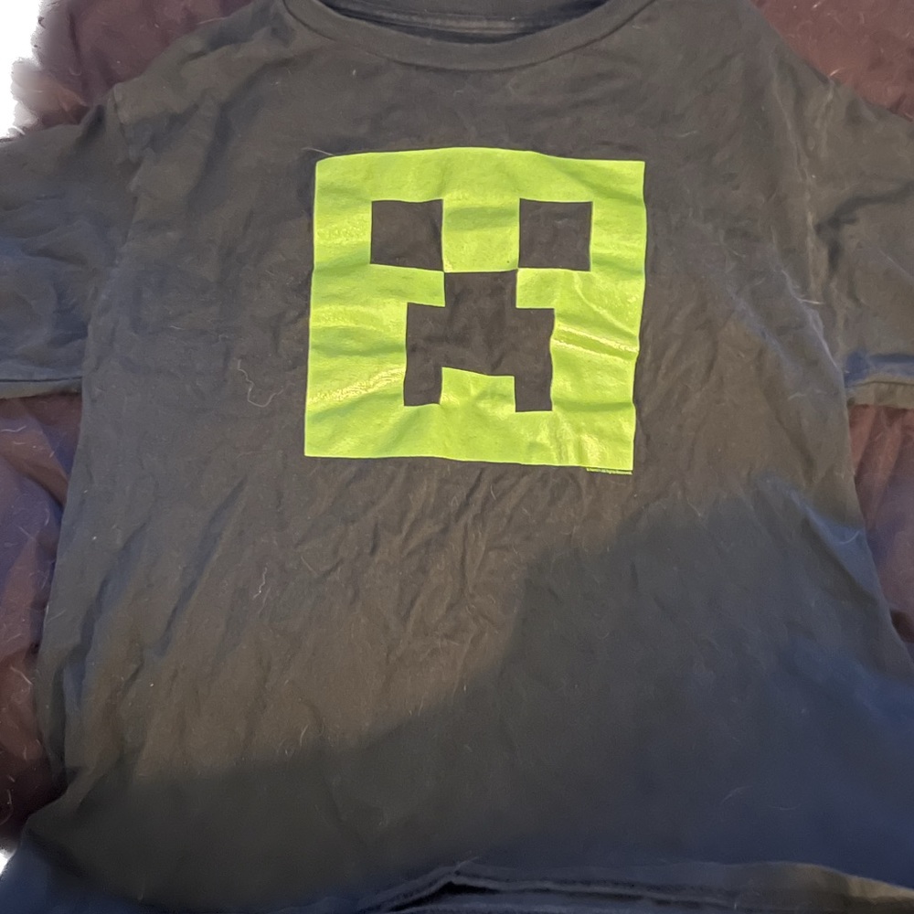 MINECRAFT T-SHIRT FOR BOYS & GIRLS Perfect gift gift for fans of Minecraft!